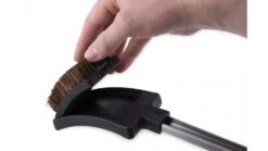 Broil King Baron Palmyra Grill Brush - 64038 -Deals Grill BBQs Store BK 64038 Action 01 1000x563 1
