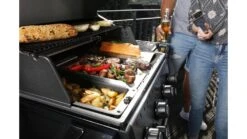 Broil King Crown 490 BBQ - Free Cover -Deals Grill BBQs Store BK Crown20490 Lifestyle 04 1000x563 1